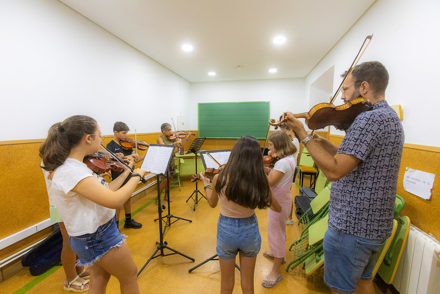CLASES cursos dacapo 2022 joven orquesta sinfónica de granada curso de verano (21)